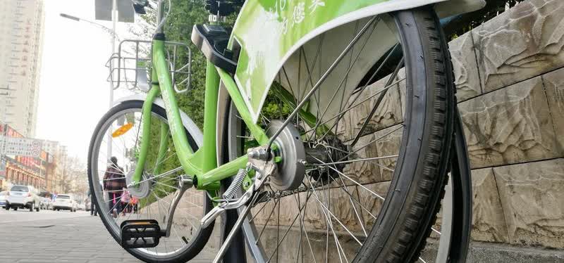 电动车真空胎加内胎，到底好不好？

电动车真空胎加内胎，理论上能提升承载能力