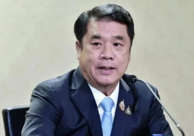 真巧！临危受命接替佩通坦担任泰国代总理的人，竟然是一个“中国通”！他就是具有华人