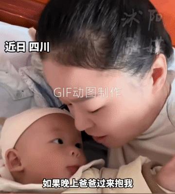 妈妈教几个月的宝宝，宝宝不仅听懂了，而且和妈妈配合得天衣无缝，完美无瑕。
爸爸无