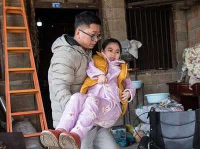 2019年，陕西一男子爱上重庆女网友，为了追求这个女网友，男子不顾一切奔赴重庆表