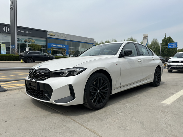 低功率的时代过去了
买车再也不会买低功率阉割版了，遍地330的年代了。动力不值钱