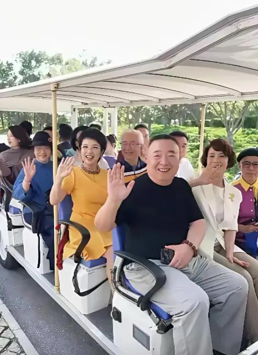 这个老人团没人敢宰他们