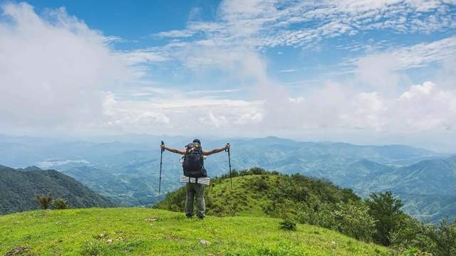 户外小白重装徒步首选：高性价700g睡袋深度指南，附北方初冬路线