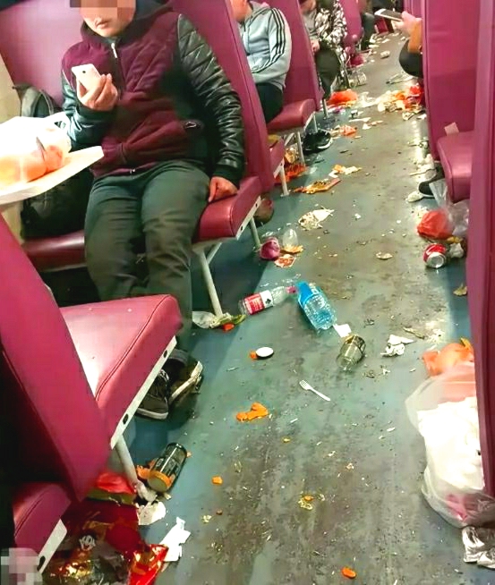 路边遇见这种的，要不要给？