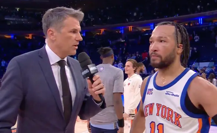 NBA常规赛，尼克斯133-120击败灰熊。
赛后尼克斯球员杰伦-布伦森在接受记