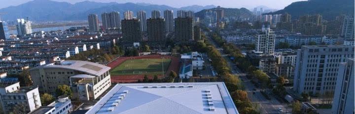 杭州草根球队把专业豪门打懵了！这届浙BA杀出黑马，萧山队真给力！
西湖队坐拥C