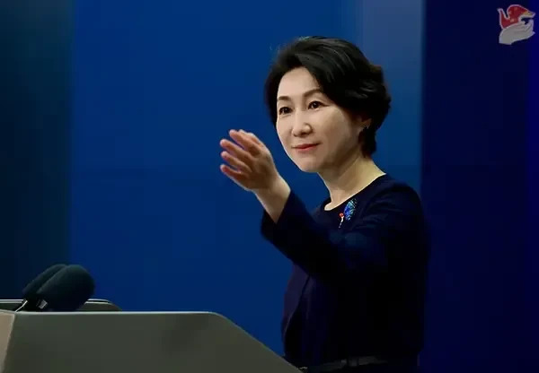 外交部回应菲律宾水炮事件











毛宁在记者会上被问到中国海警船对
