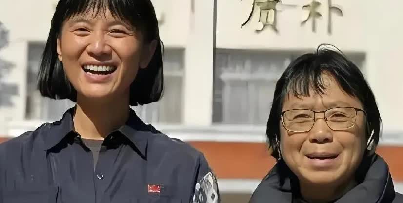 对于演员来说，
读书真的很有用。
看了宋佳的白玉兰获奖感言，虽然我觉得是早有