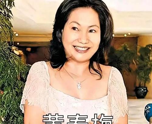 大S妈急了 豪宅被拍卖怕赔惨 小菲拒接钱 家里早就搬空
网上有人说大S在台北那栋