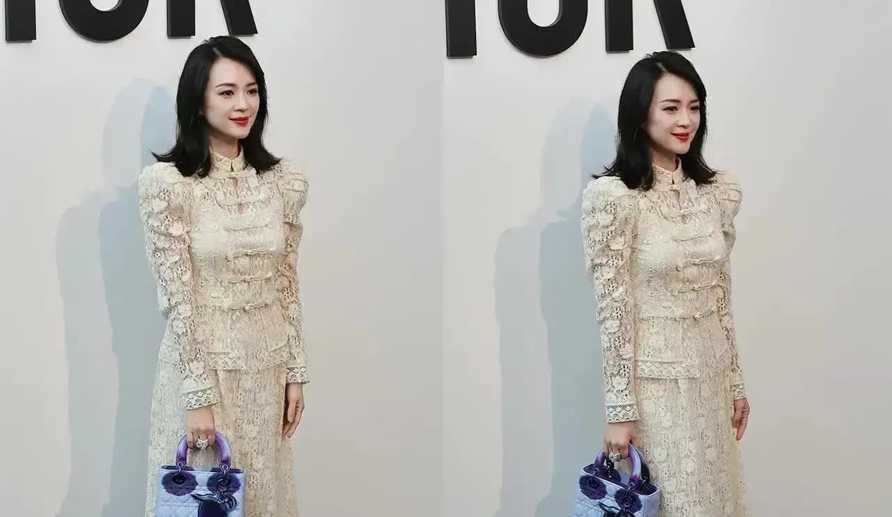 其实汪峰最爱的还是她！只是他驾驭不了她，也配不上她！所以被离婚了！离婚后找了个和