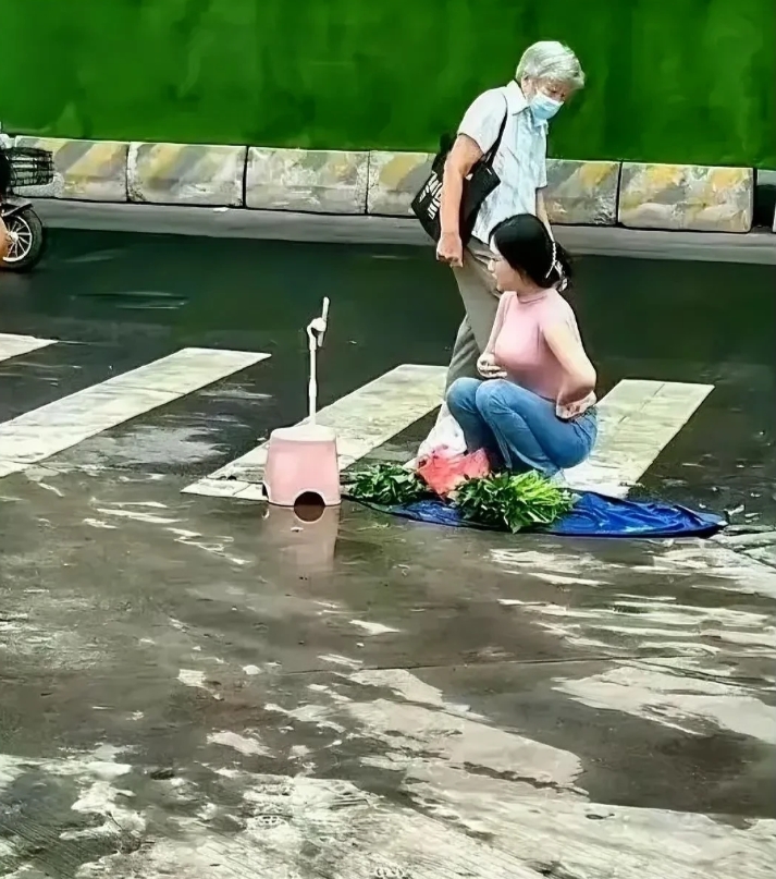 网红直播乱象大家也见怪不怪了，但仍有人选择相信究竟是什么心理？就像当初缅北诈骗一