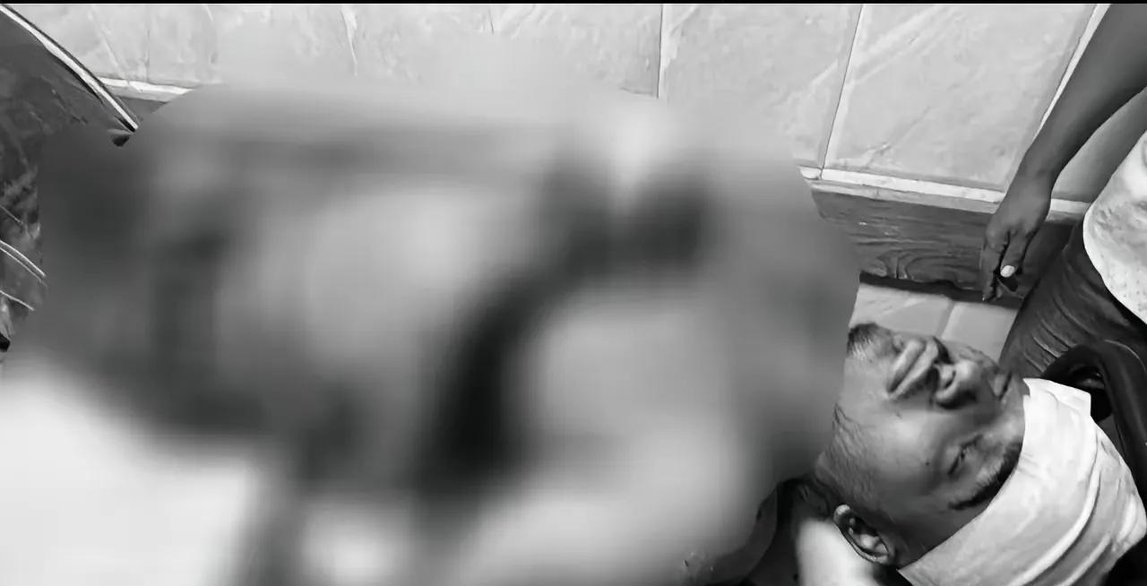 以色列疯了，炸死美英等四名记者！
8月25日，以色列空军袭击加沙南部城市汗尤尼斯