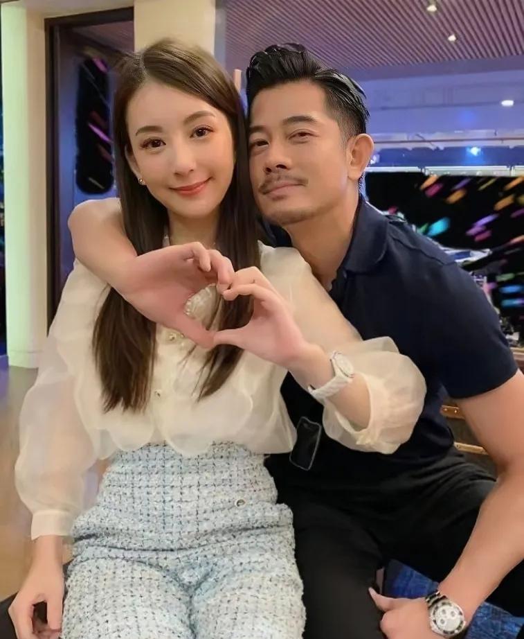 我敢断言，
方媛会是郭富城一生中最出众的妻子。
她聪慧貌美，将家庭打理得井井有条