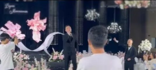 贪心不足蛇吞象！2024年7月21日，在河南的一场婚礼上，原本喜庆的氛围却被一场