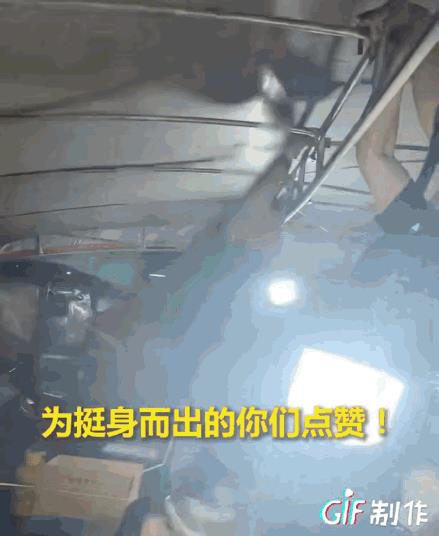 凌晨杭州街头的暖心一幕：三个