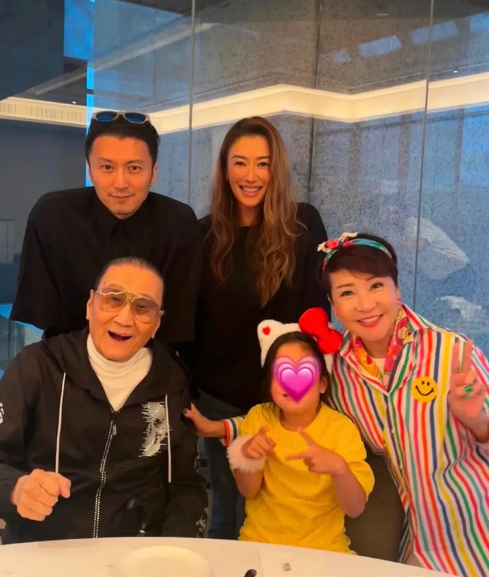 谢霆锋：养全家，冻龄成 “不老传奇”
