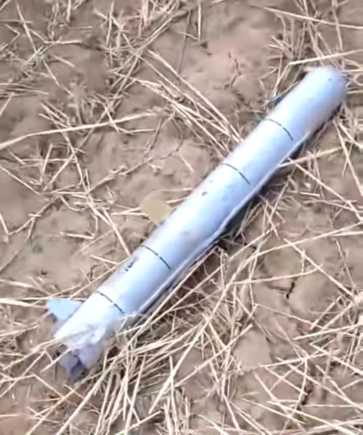 印度制造！

在巴基斯坦的 Shakargarh 地区找到一枚未爆的印度UL-P