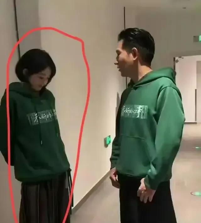 赵德胤这次给全世界男人上了一课！
教科书式追人办法！不管你是长得丑，还是年纪大！