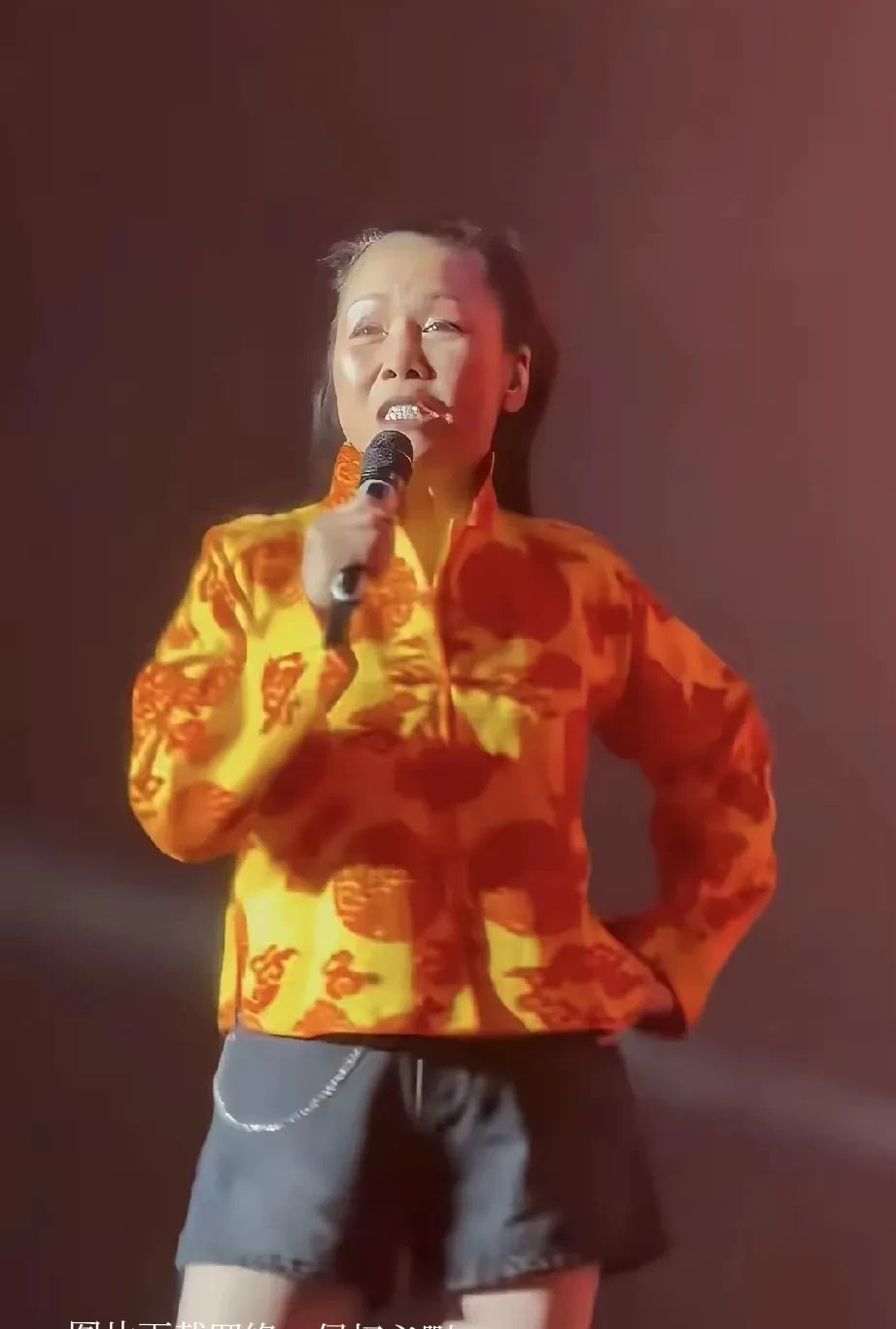 田震回国开演唱会了











惊不惊喜！意不意外！田震居然回国开演唱