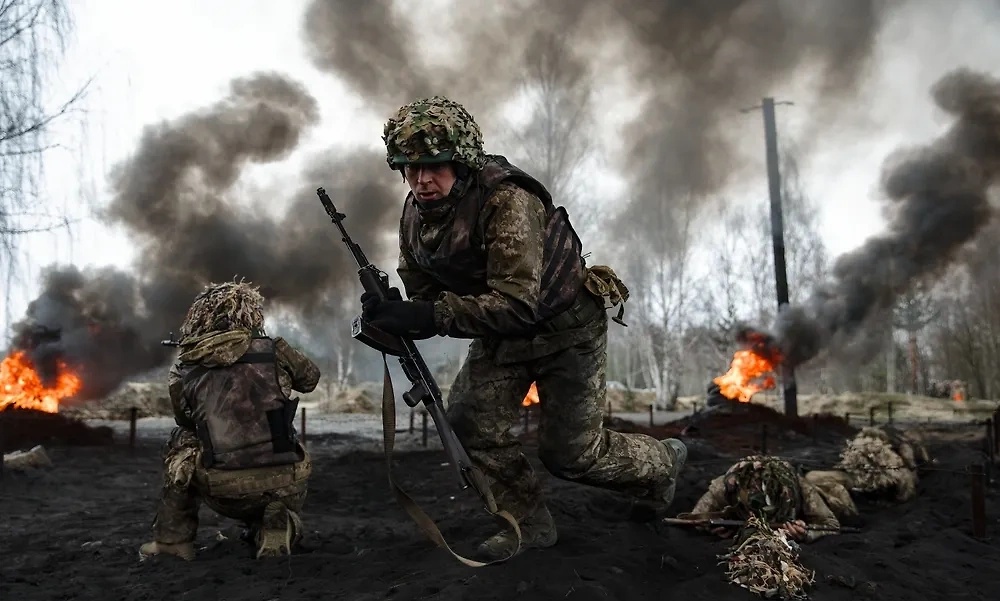 美国表示有意用军事手段解决乌克兰问题美国国会议员约翰逊：特朗普会用军事方式带来乌