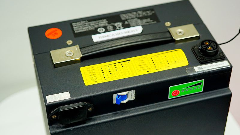 新能源汽车省钱真相：5年实测数据告诉你，电池衰减根本不是问题