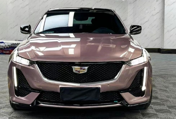 买了23款豪华型的CT5已一年多了，今天个终于抽空来聊聊我的用车心得。一开始22