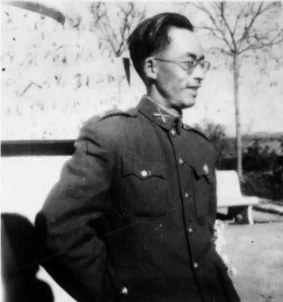 国军少将逃往台湾途中被俘，说出暗语，中央军委急电：速送北平
“1949年4月22