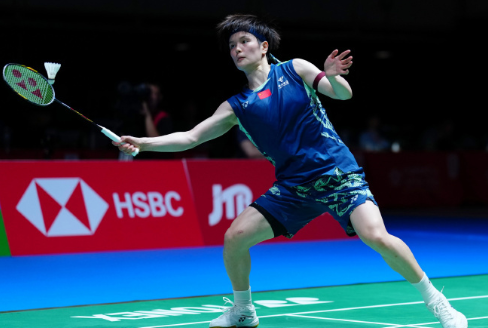 2025年日本羽毛球公开赛女单半决赛，王祉怡_ 21-15、21-18战胜山口茜