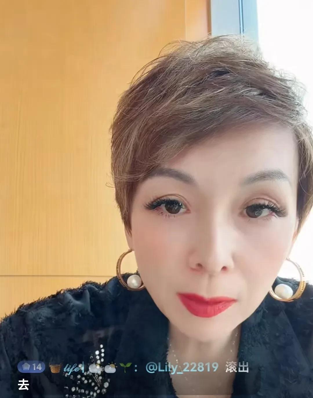 洋洋从小就在北京四合院长大的。要知道，北京四合院是多少人梦寐以求的房子。
洋洋的