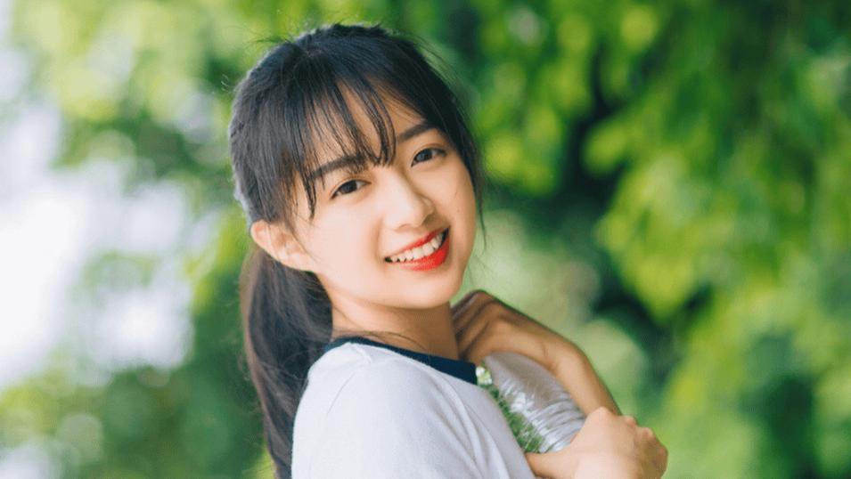 2025学生党平价洗面奶，TOP4公认好用不踩雷，值得入手