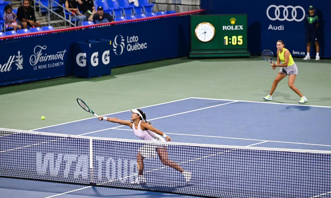 WTA1000蒙特利尔站双打1/4决赛，郭涵煜/帕诺娃2-6 /7-6(5) /