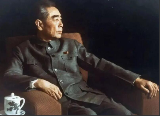 1961年底，周恩来对从功德林战犯管理所走出的廖耀湘说：“建楚，我有一个重要任务