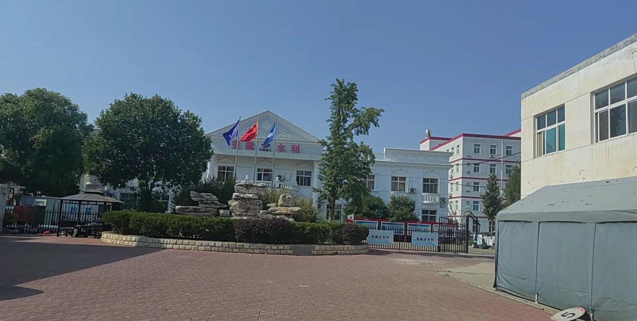 我被朋友问住了。说问我朋友北京房山区良乡哪里有买二手电瓶车的，我说你在天长我容易