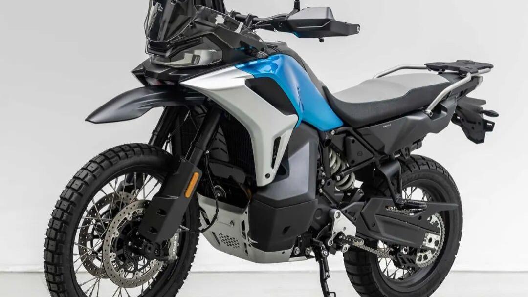 工信部新车丨硬派公升级ADV、春风1000MT-X，赛800新款升级发动机