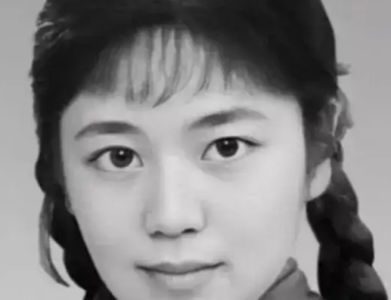 1980年，北京知青为回城，狠心抛弃3岁儿子。没想到，43年后，她去医院检查，发