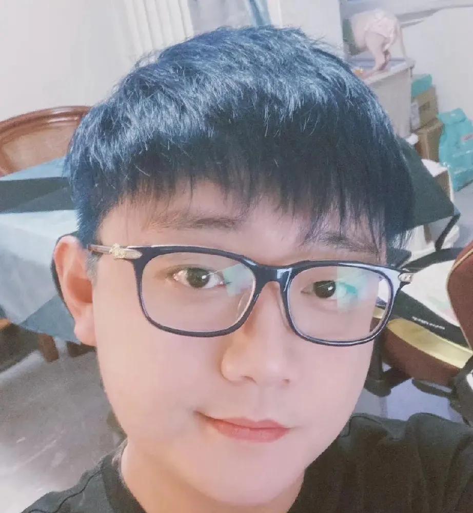 宁云祥，看来这是话里有话呀[捂脸][捂脸]
张文顺的外孙子宁云祥，曾经的“德云四