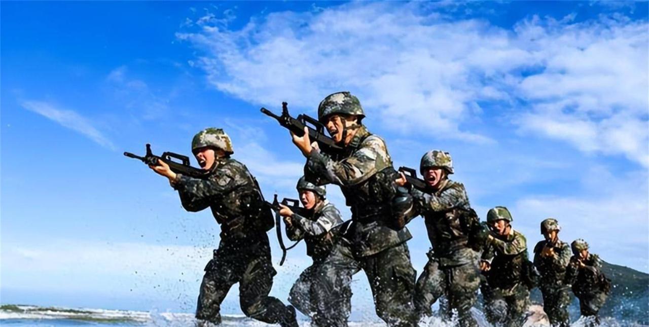 九三阅兵前夕，中国亮出底牌，美军最不愿看到的事正在发生
当全球目光聚焦于中国即将