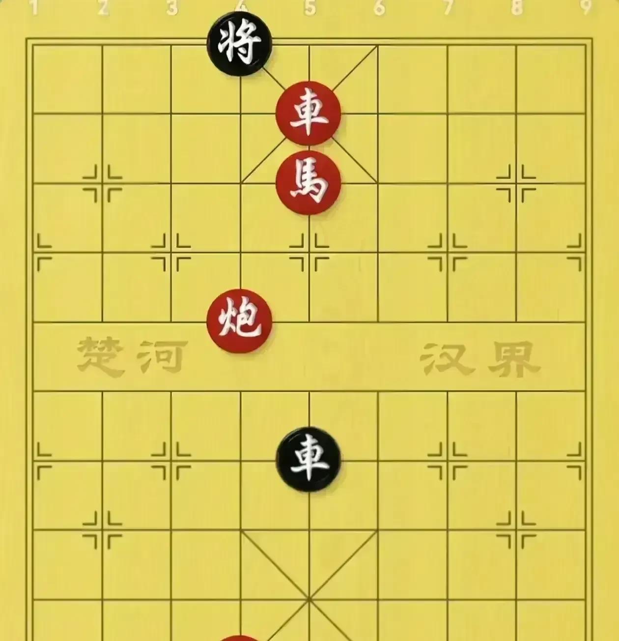 “这个棋我绝对赢，谁要也挡不了，”李大爷说道。
“三打一，红棋优势太大了，”旁观