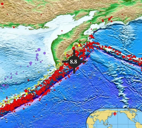 今天早上，俄国堪察加半岛海域发生了8.8级大地震。另外震源深度为20千米，并且已
