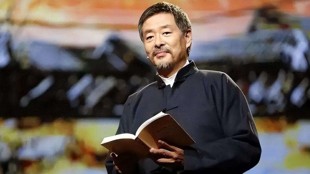 回顾濮存昕：家人相继离世，70岁的我不敢老去，还要照顾老母亲