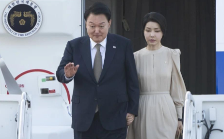 很多人都小瞧金建希了，她并非看起来那么柔弱，她已经准备好和尹锡悦共患难。特检组对