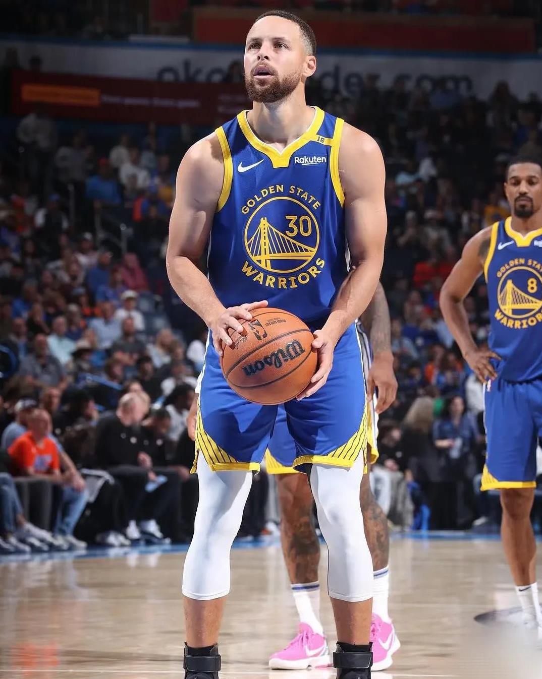 专业老球迷实力预测NBA八强夺冠概率，打脸美媒预测——
8  骑士  夺冠概率 