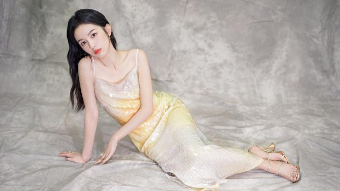 周也：美丽逼人！