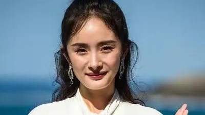 离开滤镜有多丑？辣目洋子丑到认不出，闫妮黑胖土，林志颖像人妖