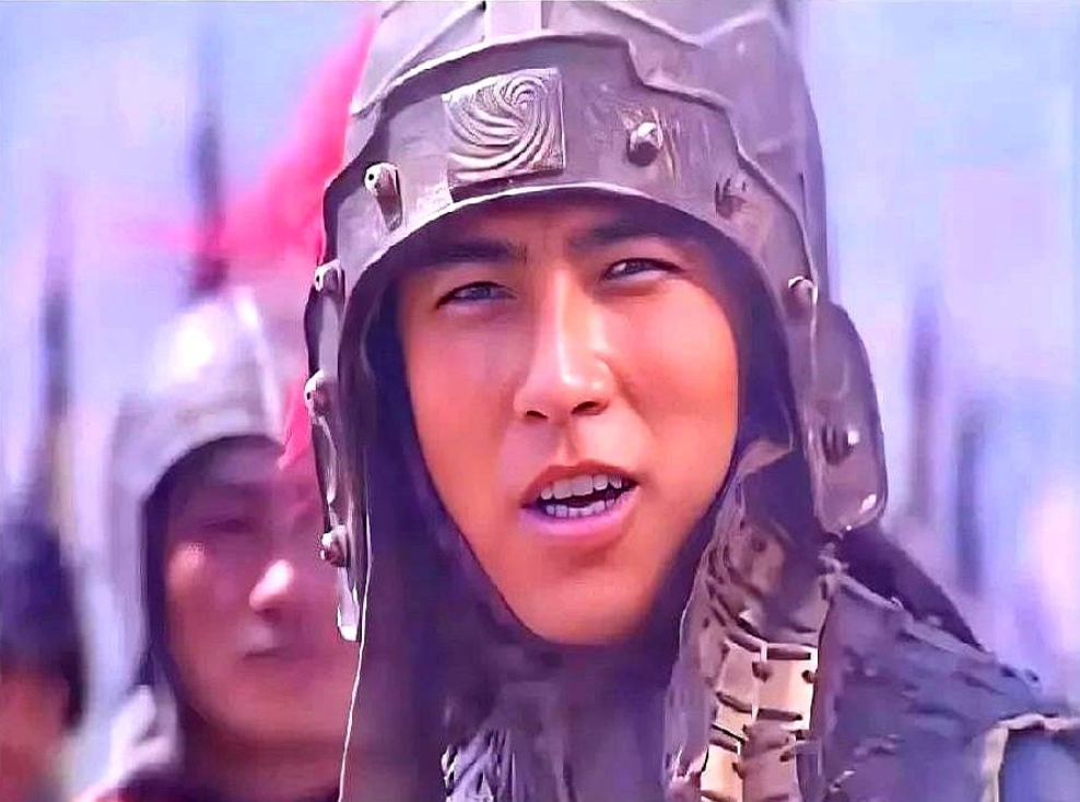 264年，姜维被愤怒哗变的魏军乱刃分尸，弃于荒野，不准任何人收葬其尸。
说到这儿