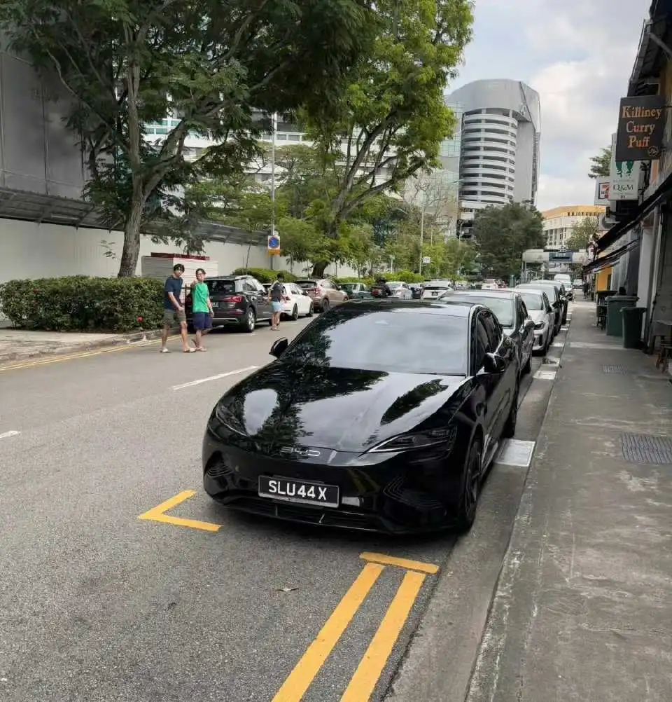 这么一看，车牌确实太影响车的颜值…… ​​​