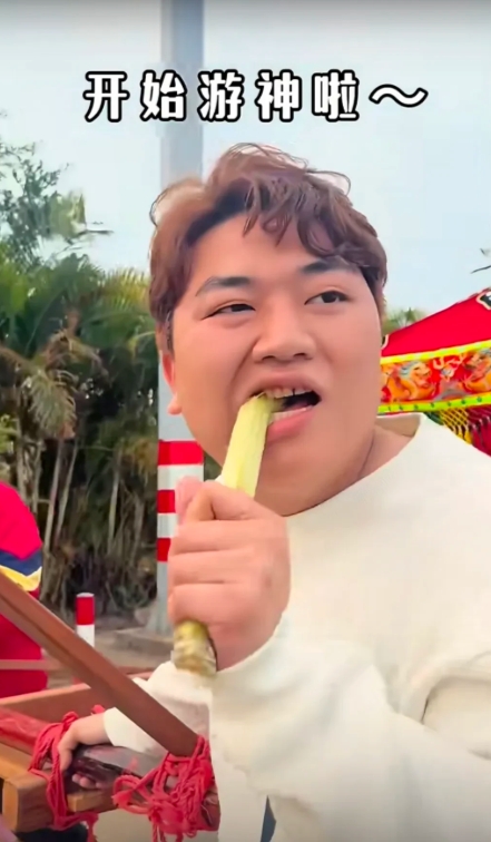 全红婵真是太厉害了，以一人之力带动整个迈合村呀！
婵宝的家乡湛江市迈合村元宵节“
