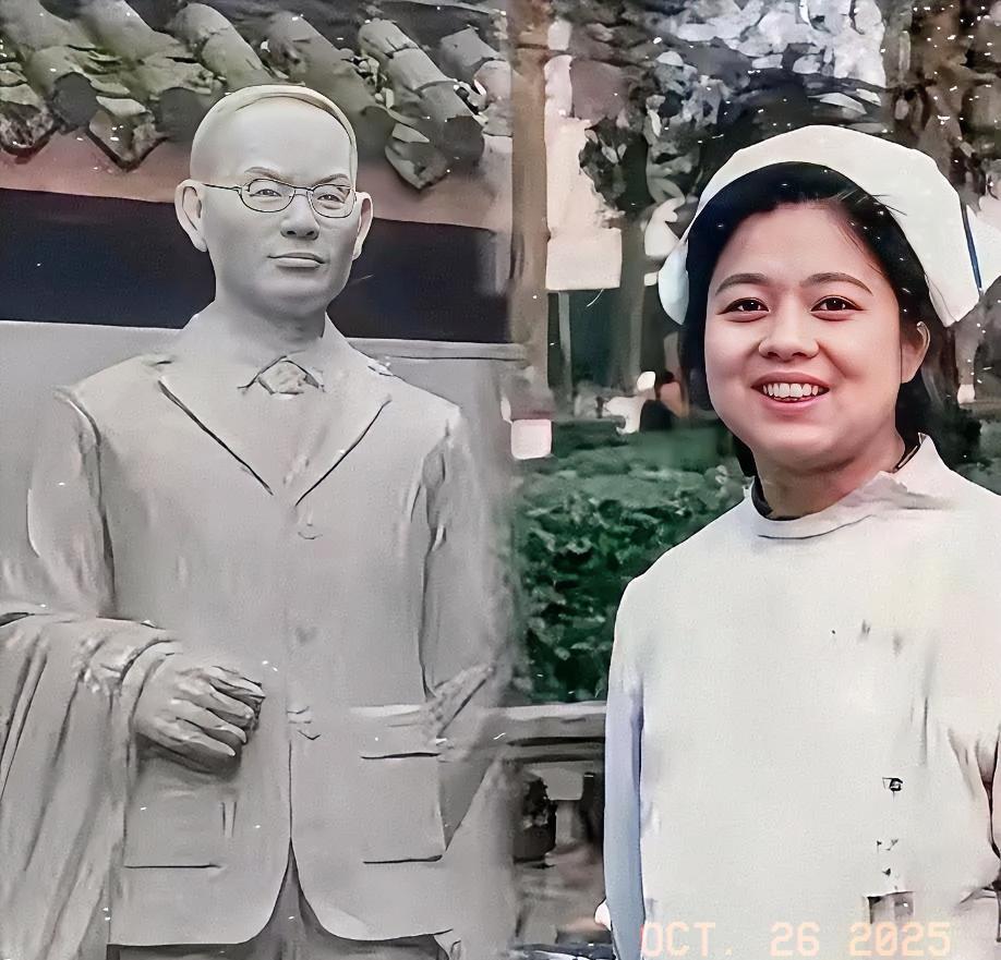 跨跃时空的合影，吴红女士与爷爷吴石烈士在一起。
