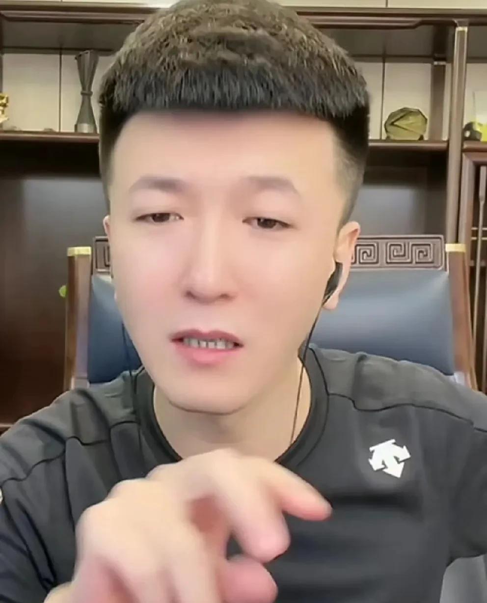 哥谈论当下的ks全是利益，心软挣不到钱！
            与2022年相