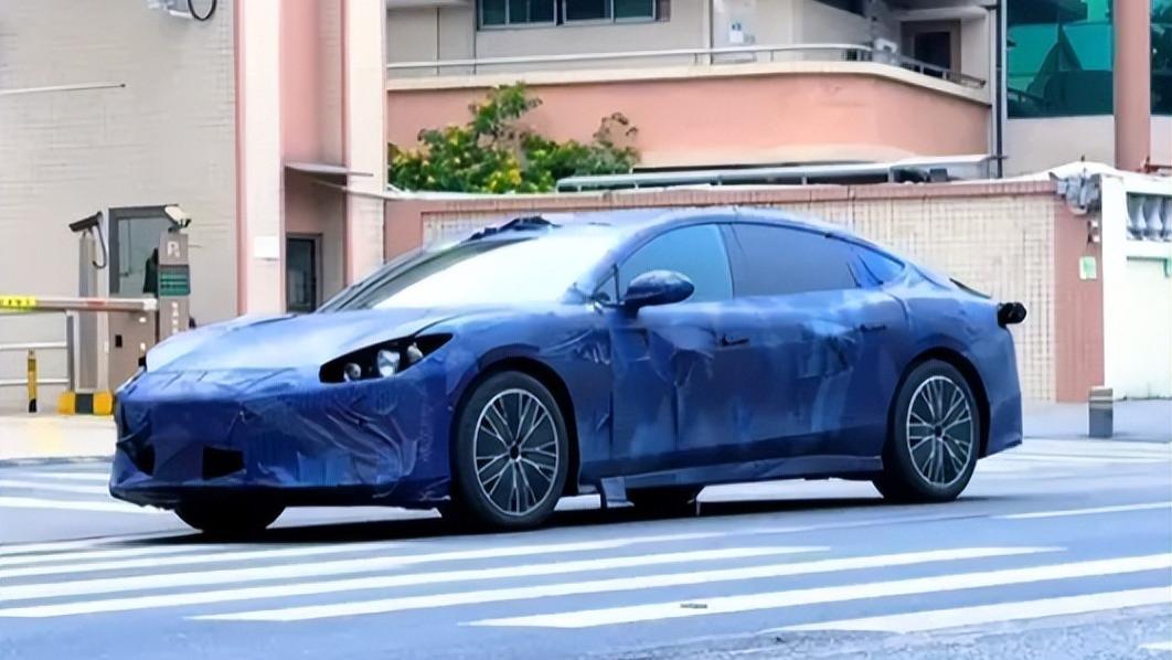 方程豹首款轿车来了！比汉L大一圈，天神之眼智驾，网传叫“镁9”